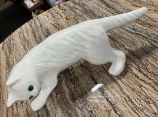 Vintage CAMARK Wall Climbing White Cat Green Eyes Ceramic Pottery 16” Rare 2