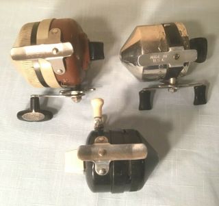 3 Vintage Rare Zebco Closed Face Fishing Reels Z - 2000 Zebco One & 888 2