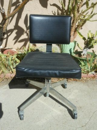 Mcm Vintage 1970s Steelcase Swivel Office Chair Mid - Century Industrial Made Usa