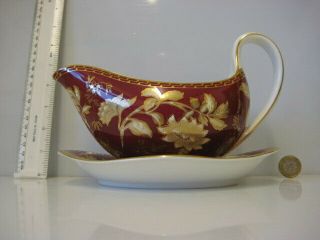 RARE VINTAGE WEDGWOOD RUBY TONQUIN GRAVY BOAT AND BASE 2