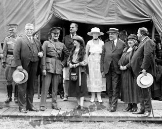 Photograph 29th Us President Warren G.  Harding & General Pershing 1922 8x10