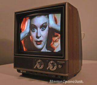 Panasonic Quintrix Ii Vintage Television Set 1982 Color Pilot Tv