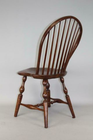 AN EXTREMELY BOLD 18TH C YORK CITY 9 SPINDLE WINDSOR BOW BACK SIDE CHAIR 5