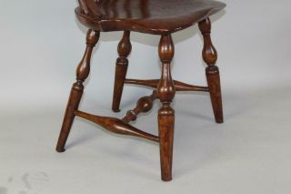 AN EXTREMELY BOLD 18TH C YORK CITY 9 SPINDLE WINDSOR BOW BACK SIDE CHAIR 6
