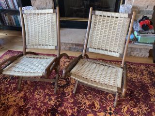 (2) Hans J.  Wegner Vintage Mid Century Woven Rope Folding Chairs W/ Handles