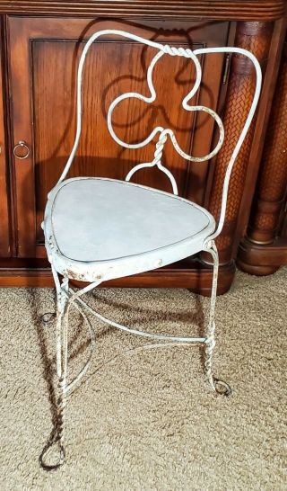 Vintage 1920 ' s Antique Twisted Iron Ice Cream Parlor Chair Triangle Seat - Rare 2