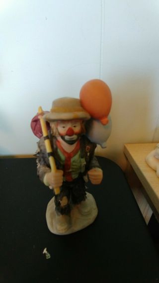 Flambro Emmett Kelly Jr Clown With Balloons Figurine