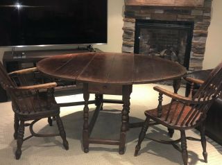 17th Century English Gate Leg Drop Leaf Table With 2 Chairs