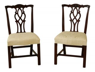 49009ec: Pair Kindel Oxford Mahogany Chippendale Dining Side Chairs
