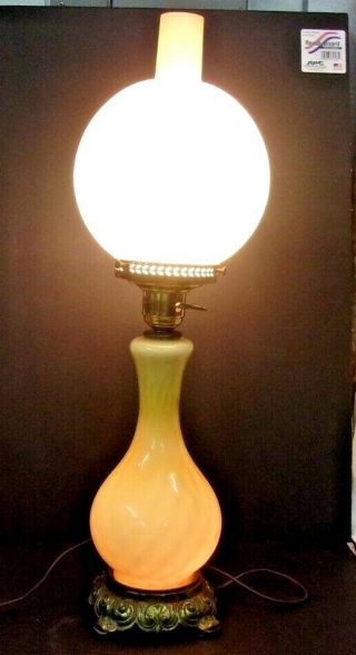 Vintage Gwtw Hurricane Table Lamp 407c Yellow Topaz With White Fenton? 25 " Tall