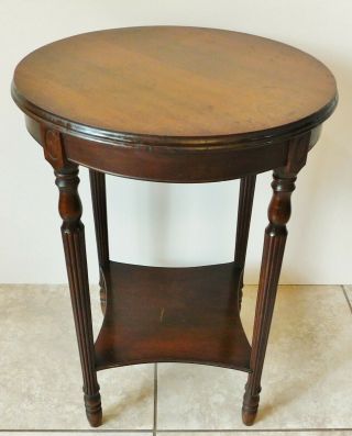 Antique/vtg 20 " Round Solid Mahogany Wood Fluted Legs Side/end Accent Table