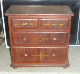 Victorian Mahogany Miniature Apprentice Piece Chest Of Drawers