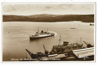 Wales Fishguard Arrival Of Cross Channel Steamer Rp Vintage Postcard 4.  1