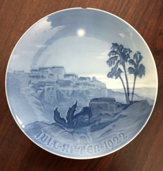 1922 B&g Bing & Grondahl Christmas Plate Jule After Chipped