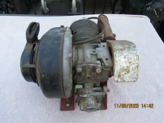 West Bend Vintage Kart Engine Featherweight Power Bee 1960 