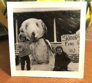 Vintage Antique B&w Photograph Cute Children And Snoopy Snowman