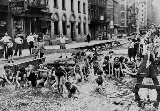 York City Photo Mulberry St Ghetto Kids Cooling Off In Muddy Street 1920