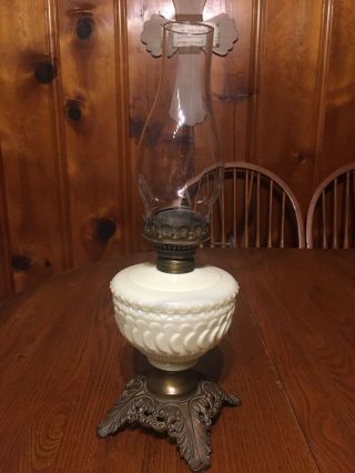 Vaseline Custard Glass Oil Kerosene Lamp Brass Base Antique Vintage 2