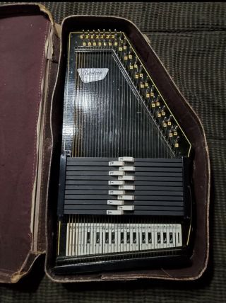 Vintage Oscar Schmidt 36 String 12 Chord Autoharp Case
