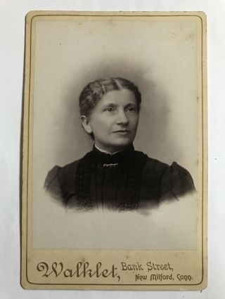 Antique Milford Connecticut Ornate Back Stamp With Woman Cabinet Photo Card