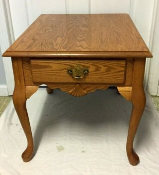 Vintage Queen Anne Style Oak Finish Wood End Table W/ Drawer -