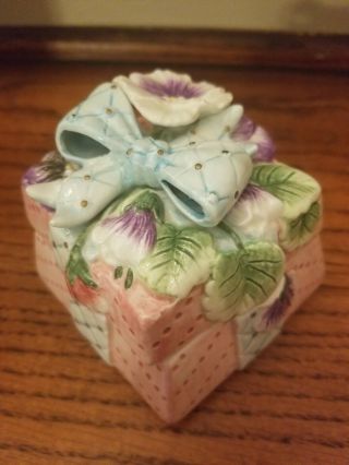 Vintage Fitz And Floyd Spring Flowers Lidded Trinket Gift Box