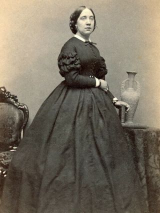 Civil War Cdv Fine Lady By Johnston Brothers Of York City