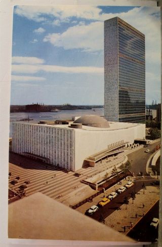 York Ny Nyc East River United Nations Building Postcard Old Vintage Card Pc