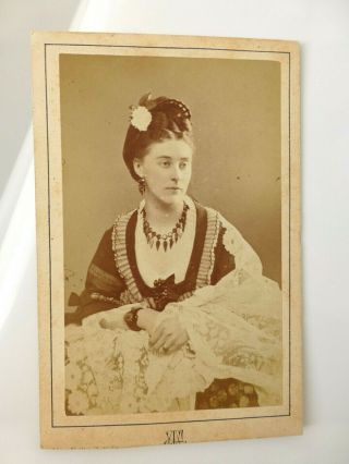 Victorian Cdv Cabinet Photo D1873 Very Pretty Lady Stunning Fashion & Necklace