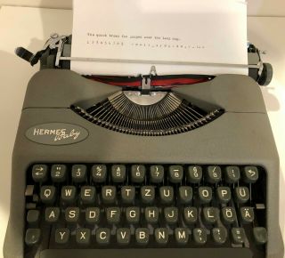 Vintage Hermes Baby Portable Typewriter With Metal Cover – 1956