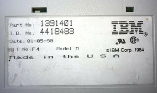 Vintage IBM Corp 1984 101 Keyboard Model M Part No.  1391401 3
