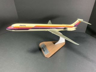 Vtg Pacific Miniatures Mcdonnell Douglas Md - 80 Aircal Model Plane On Stand