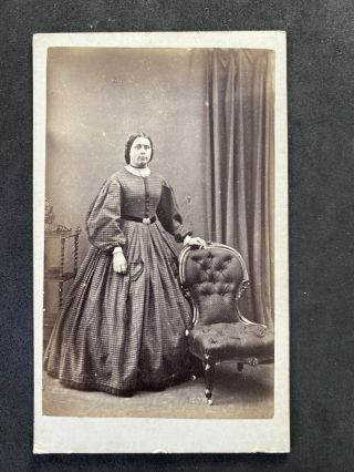 Victorian Carte De Visite Cdv: Lady: Wingfield: Worcester