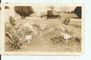 Antique Photo 1920s Ford Model T Coupe Car By A Graveyard