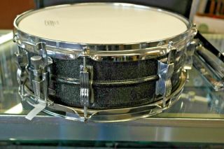 Vintage LUDWIG Black SNARE With Case 3