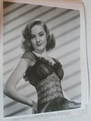 2 Vintage 8 X 10 Photos Of Moive Actress Of Sharon Douglas Ds9072