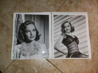 2 Vintage 8 X 10 Photos of Moive Actress of Sharon Douglas DS9072 3