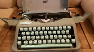 Vintage Mid - Century Hermes Rocket Portable Typewriter Green 2