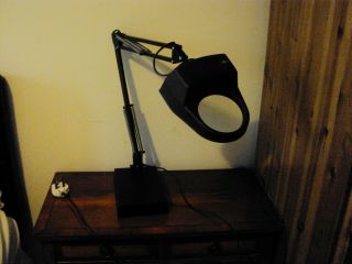 Vintage Retro Industrial Look Luxo Magnifier Lamp - Black Fully