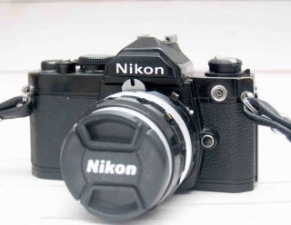 Vintage Nikon Fm All Black Film Camera Nikkor - S Auto 35mm Lens 2.  8 Kogaku