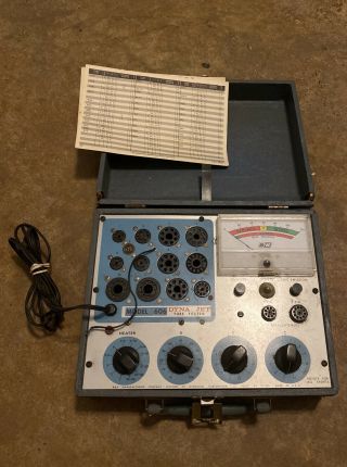 Vintage Dyna Jet Model 606 Tube Checker In Case With Instructions -