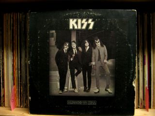 Kiss / Dressed To Kill - Classic Rock Vinyl - 1975 Pressing