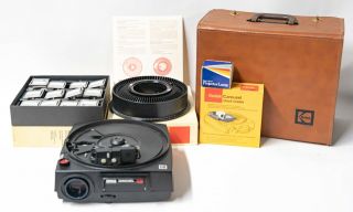 Vintage Kodak 750h Carousel Slide Projector Complete Set With Case