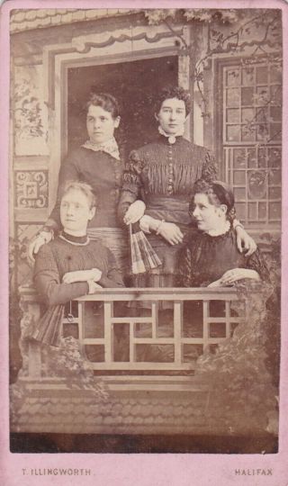Antique Cdv Photo - Group Of 4 Ladies.  Fan,  Halifax Studio