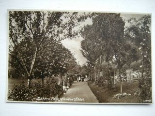 Vintage Postcard - Bakers Park,  Newton Abbot