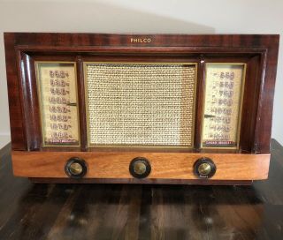 Custom Vintage Philco Tube Radio Bluetooth Speaker