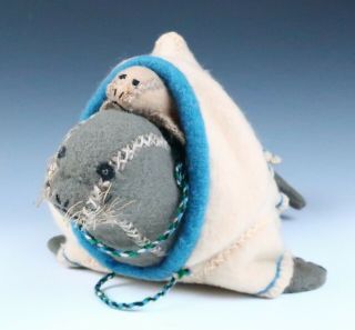 Vintage Inuit Seal W/ Pup Packing Doll Handmade Felt Spence Bay Canada Folk Art