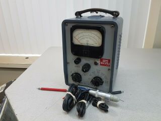 Vintage Hp 410b Vacuum Tube Volt Meter W/ Probes