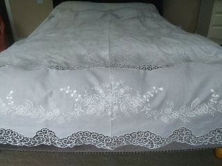 Vintage Embroidered Lace Bedspread / Throw / Table Cloth 98 " X 104 "