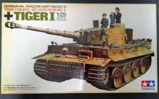 Vintage And Rare 1/25 Ww2 German Tiger I Heavy Tank Model Kit.